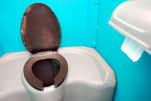 Best Portable bathroom rental  in Maud, TX