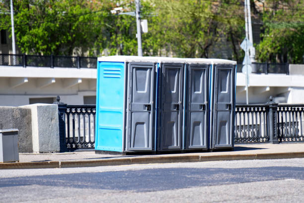 Portable Toilet Options We Offer in Maud, TX